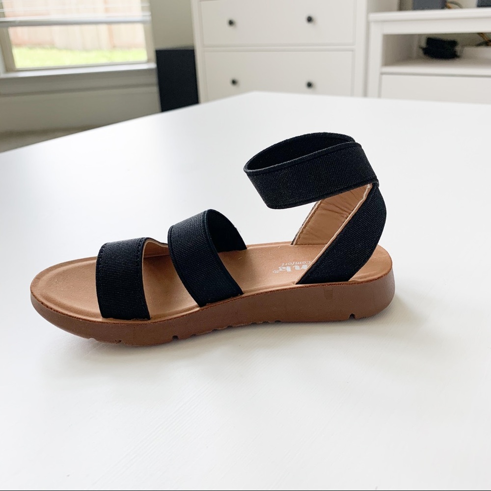 Link Toddler Black Sandal - Picture 3 of 7